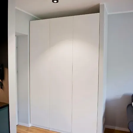 Powisle With Balcony Daire